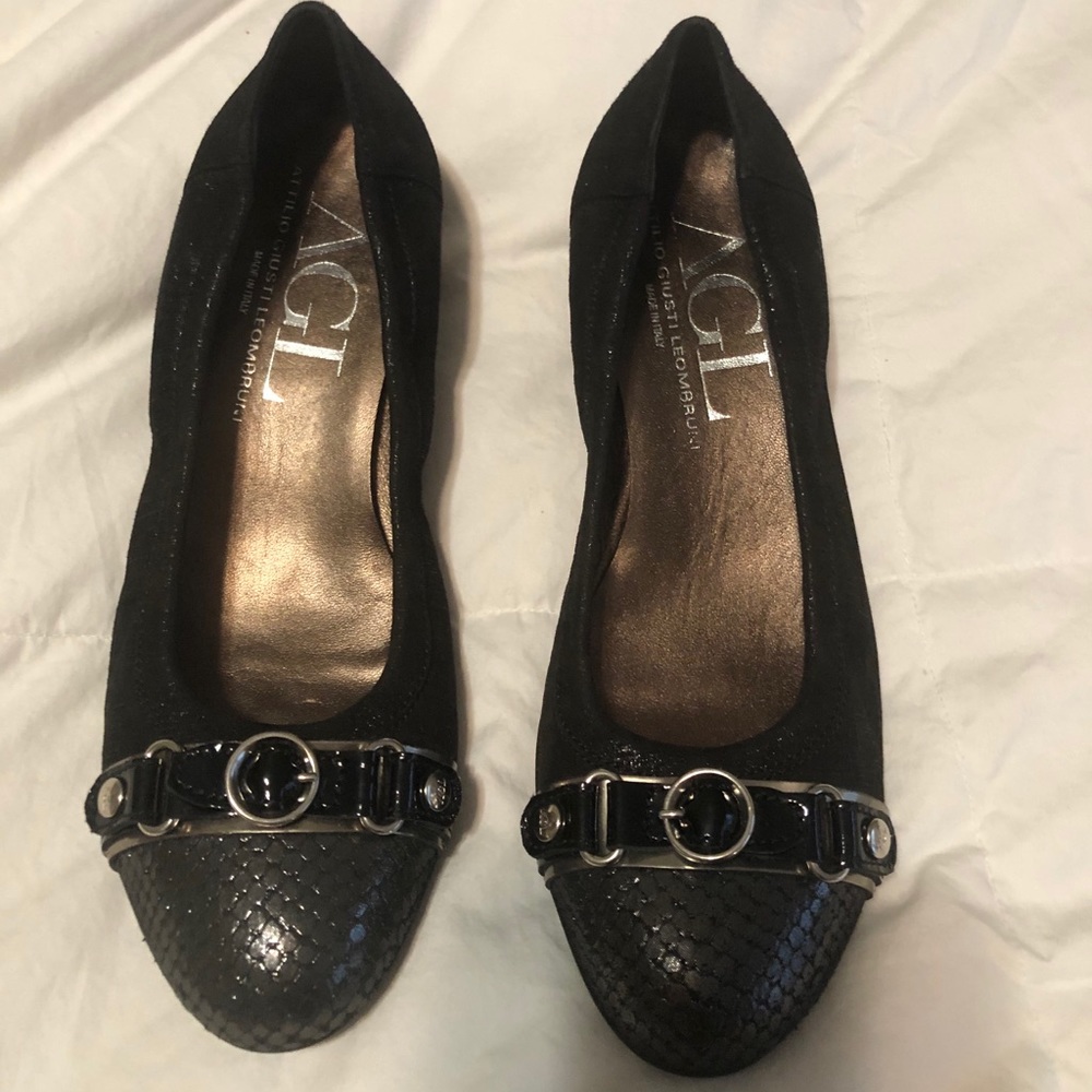Attilio Giusti Leombruni black wedge/flat size 39